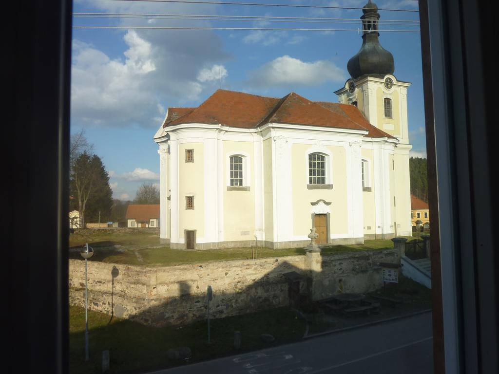 Guest House U Zlatého Jelena Žinkovy Exterior foto